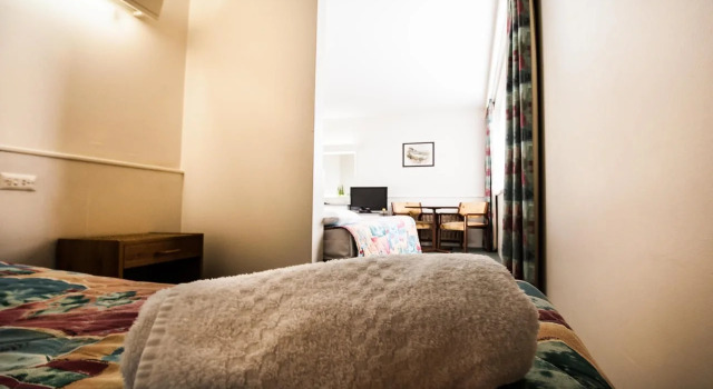 Parklane Motel