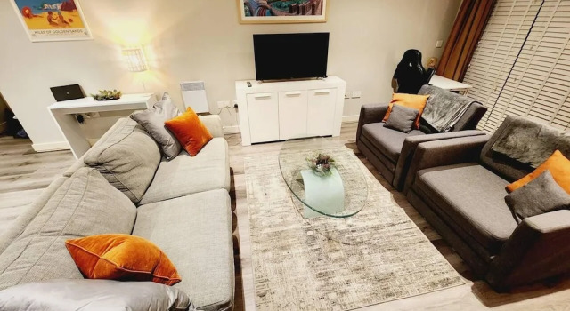 Stunning Apartment Overlooking Pembroke Castle, Забронировать Апартаменты/квартира Пембрук Пембрукшир, рядом с Замок Пембрук