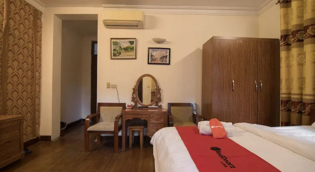 RedDoorz near Nha Tho Street, Rezervovat Hotel Hoan Kiem Hanoj