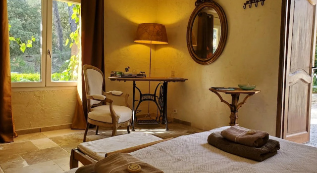 Le mas des escans, Забронировать Гостевой дом Ле-Босе Bandol Wine Route