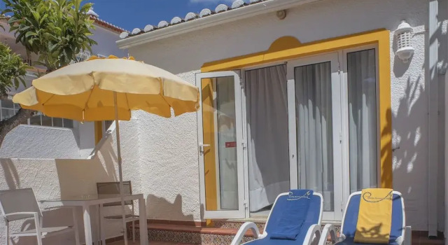 Апартаменты Peaceful One-bedroom Apartment in Praia da Luz