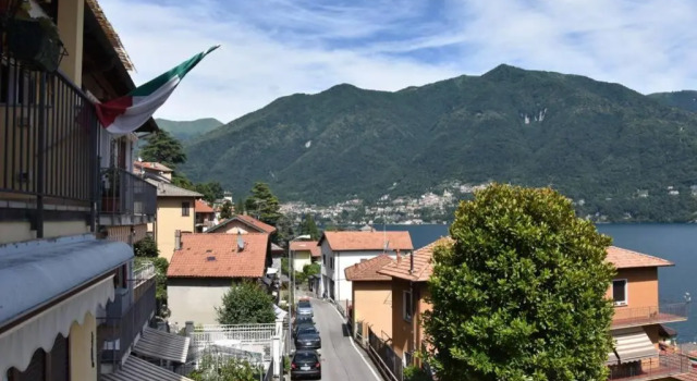 Апартаменты La Resilienza, apartment with view, Carate Urio
