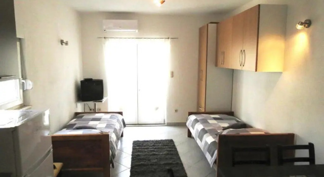 Студия Apartments Ljubičić