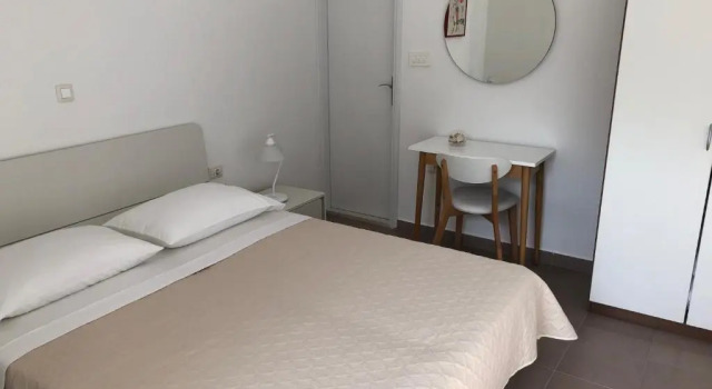 Apartments Villa Čizmić, Rezerwuj Apartament Hotele w Split-Dalmatia County z parkingiem, Parking