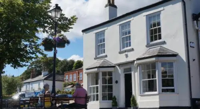 No. 23 at The Moorings, Chester, Забронировать Отель Отели Честера 4 звезды, рядом с Римские сады в Честере, 4*