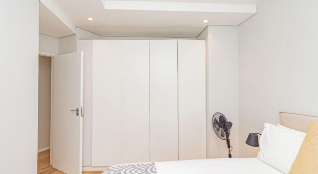 Modern Sea Point Apartment With Rooftop Deck 9 on S, Забронировать Апартаменты/квартира Апартаменты Кейптауна, рядом с Signal Hill Noon Gun, Апартаменты/квартира