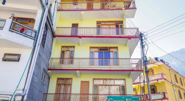OYO Flagship 27062 Hotel Green View