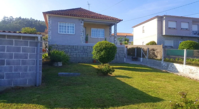 House With 3 Bedrooms in Pontevedra, With Wonderful sea View and Enclo, Rezervați Hotel Cangas Pontevedra Province
