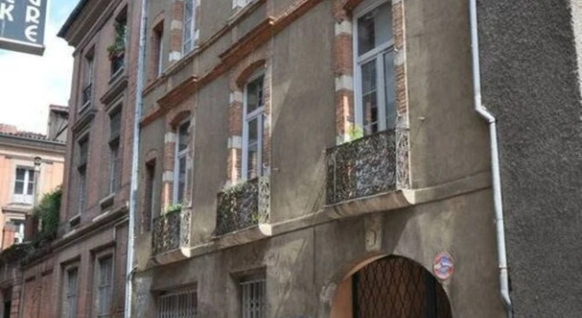 Astorg, Забронировать Отель Тулуза Верхняя Гаронна, рядом с Saveurs des Tropiques