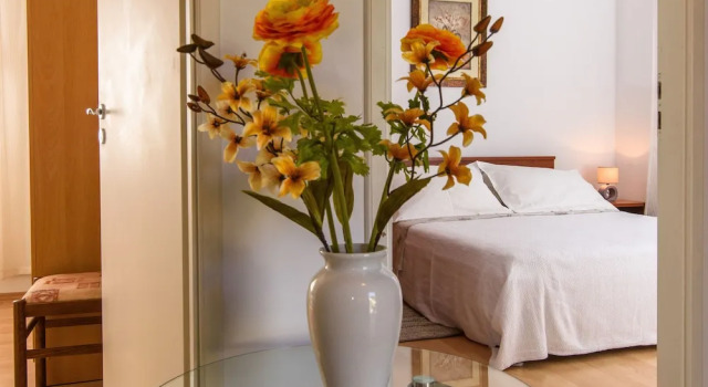 Apartments Beba - peaceful location, Забронировать Апартаменты/квартира Трогир Ciovo Island