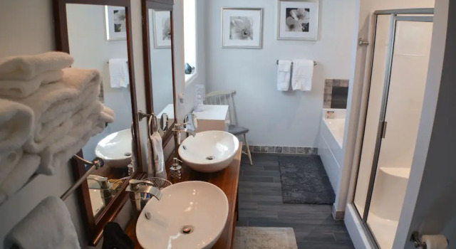 Четырёхместный номер Standard St Francis Cottage