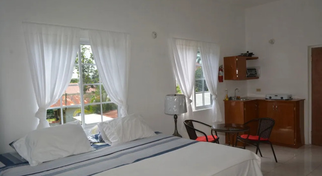 Deluxe pokoj s balkonem a a výhledem do zahrady Cozy Coco