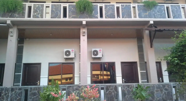 Raya Resort Hotel