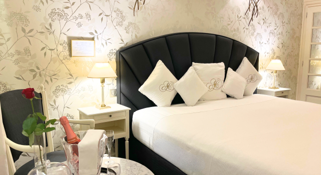 Auberge de Cassagne & Spa, Prenota Ostello Ostelli a Valchiusa, Ostello
