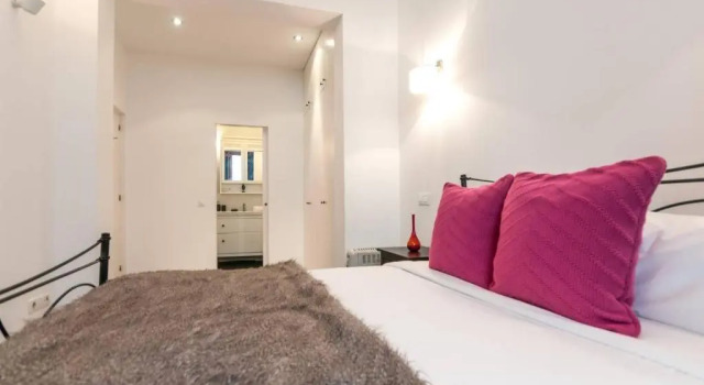 Barcelonaforrent Alessandra Central Ramblas Apartment, Забронировать Апартаменты/квартира Старый город Барселона, рядом с Приход Св. Августина