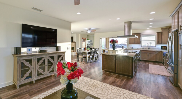 Stroll to Shore: Oceanside Condo w/ Hot Tub Access