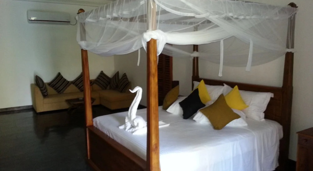 Двухместный люкс Presidential Beach Villa Lanka