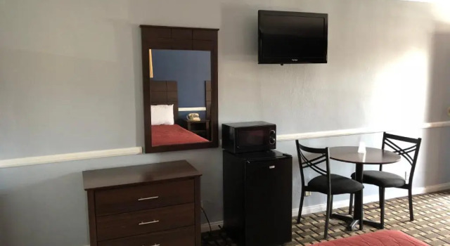 Четырёхместный номер Standard Whittier Travel Inn