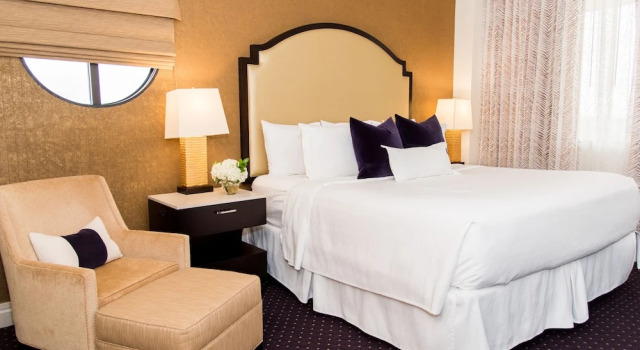 Люкс The Cook Hotel and Conference Center at LSU