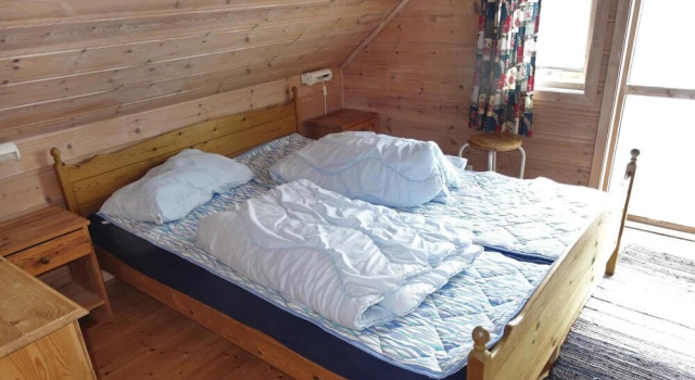 Awesome Home in Jelsa With 3 Bedrooms and Wifi