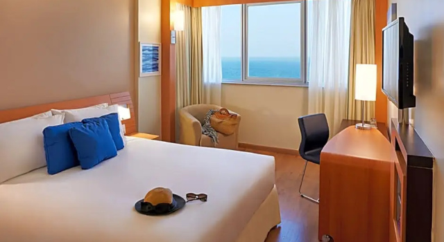 Номер Superior Regency Barra Hotel