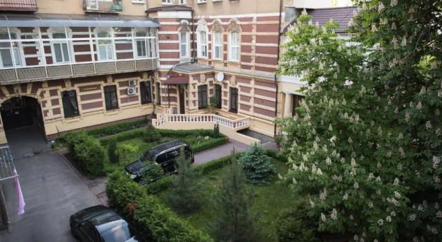 Апартаменты Vip Apartment na Derebasovskoi