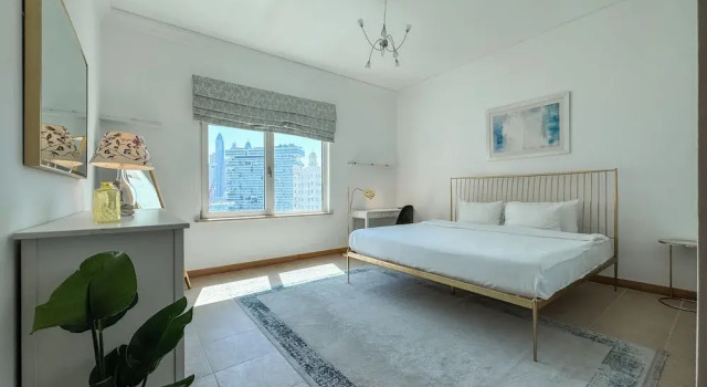 Upgraded 2BR Apartment at the Beach, Забронировать Апартаменты/квартира Апартаменты Эмирата Дубая, рядом с Jumeirah Palm Tram Station, Апартаменты/квартира