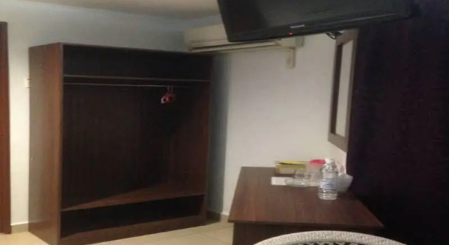 YL Hotel, Забронировать Отель Пучонг Селангор