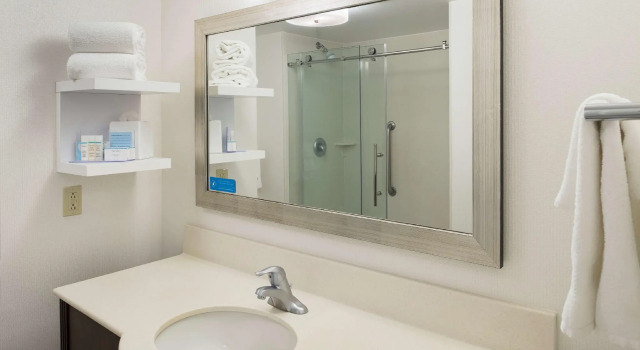 Двухместный номер Standard Hampton Inn & Suites by Hilton Dartmouth - Halifax