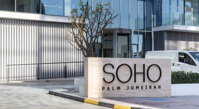 Mesmerizing Upscale 1BR Apartment in Soho Palm Jumeirah