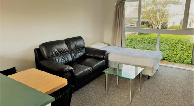 Апартаменты Ranfurly Evergreen Motel