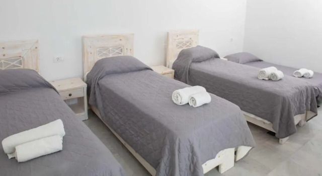 Трёхместный номер Economy Cyclades Hotel