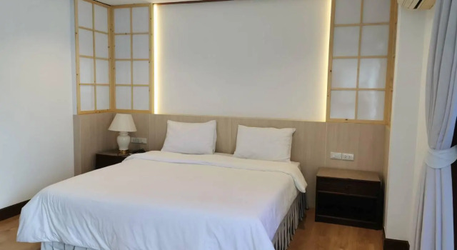 Люкс BaanBusarin Hotel