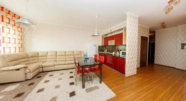 2 Rooms Dostyk 5 Apatment