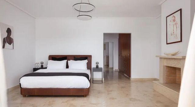 Вилла Eretria Luxurious Seafront Villa