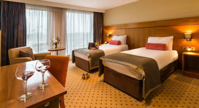 Athlone Springs Hotel, Забронировать Отель Атлон 