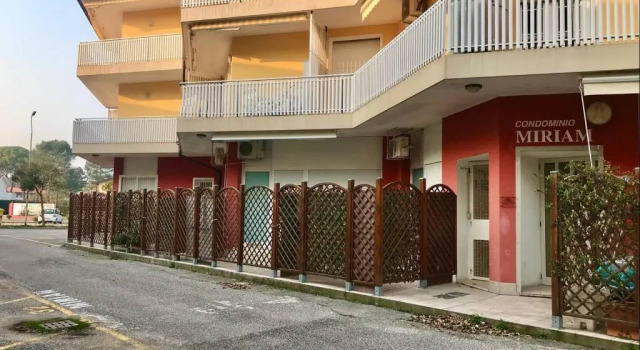 Residence Miriam 2, Забронировать Отель Бибионе-Пинеда Венето, рядом с Долина Вальгранде