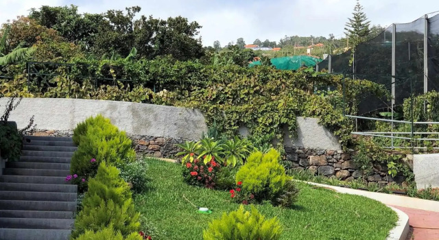 Villas Madalena Chalets vista mar cWiFi, Boek Chalet Vakantiehuizen in Madeira, Cottage