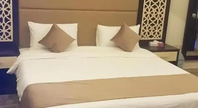 Arabian Palm Hotel