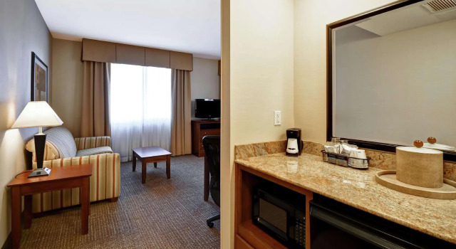 Двухместный люкс Hampton Inn & Suites Folsom