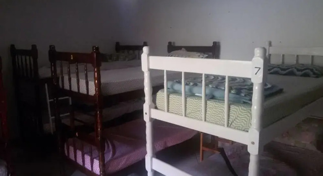 Backpackers Garden Hostel, Забронировать Хостел Отели Флорианополиса с завтраком, рядом с Conceição Pond, Завтраки