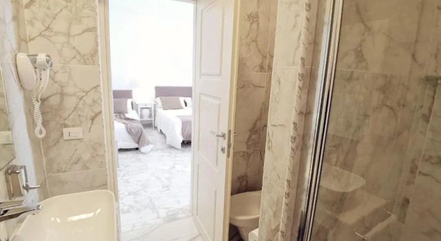 Comfort huone FLOS Guest House