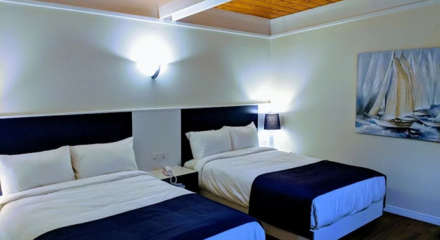 Четырёхместный номер Standard с видом на море Motel La Marina