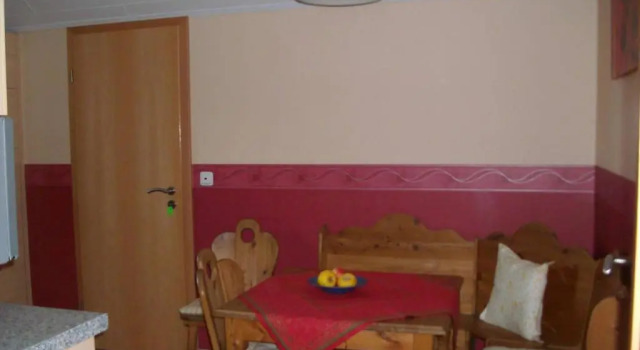 Ferienwohnung Mastiaux, Boek Hotel Mirbach 