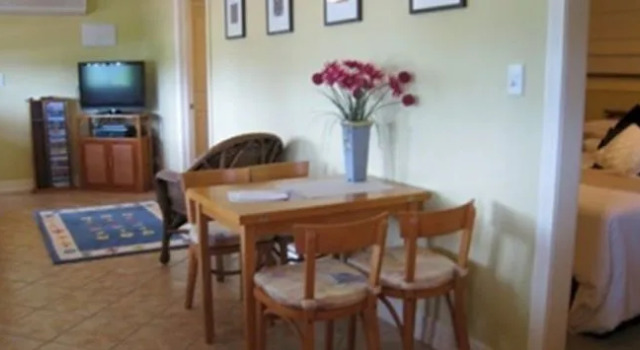 Jacaranda Creek Farmstay & B&B, Buchen Sie Bed & Breakfast Eumundi Noosa Hinterland