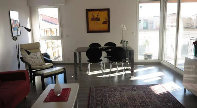 Appartement Port Royal, Забронировать Отель Экс-ан-Прованс Буш-дю-Рон, рядом с Большой театр Прованса