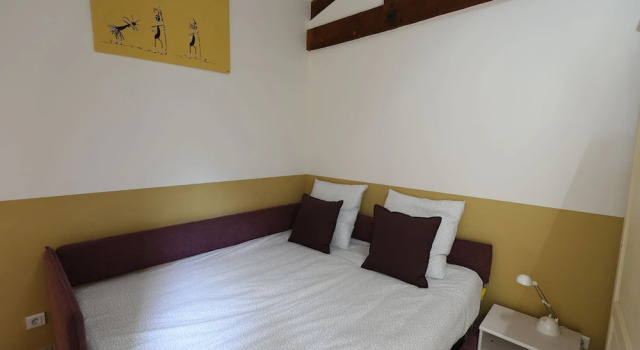Maison de Margot, Rezerwuj Bed and Breakfast Hotele w Peyriac-Minervois z basenem, Basen