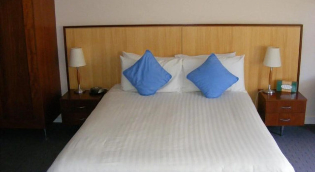 Ocean Beach Hotel