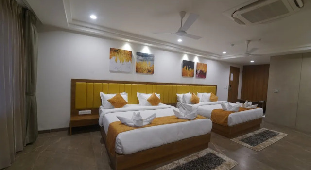 Номер Presidential Hotel Stature Inn