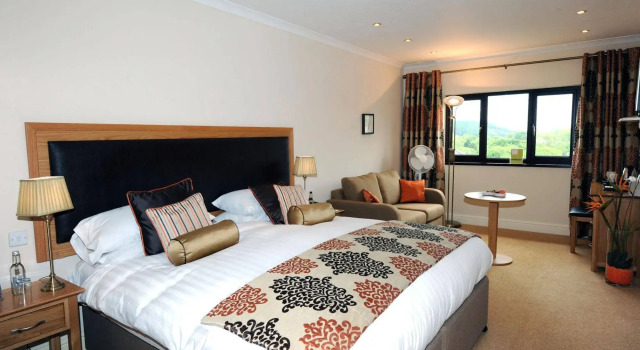 Wolfscastle Country Hotel, Prenota Hotel Wolf's Castle Galles del Sud